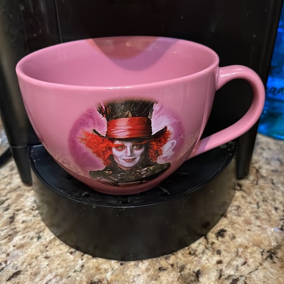 NWT Disney Alice In Wonderland large coffee, tea, or soup mug - Picture 2 of 5